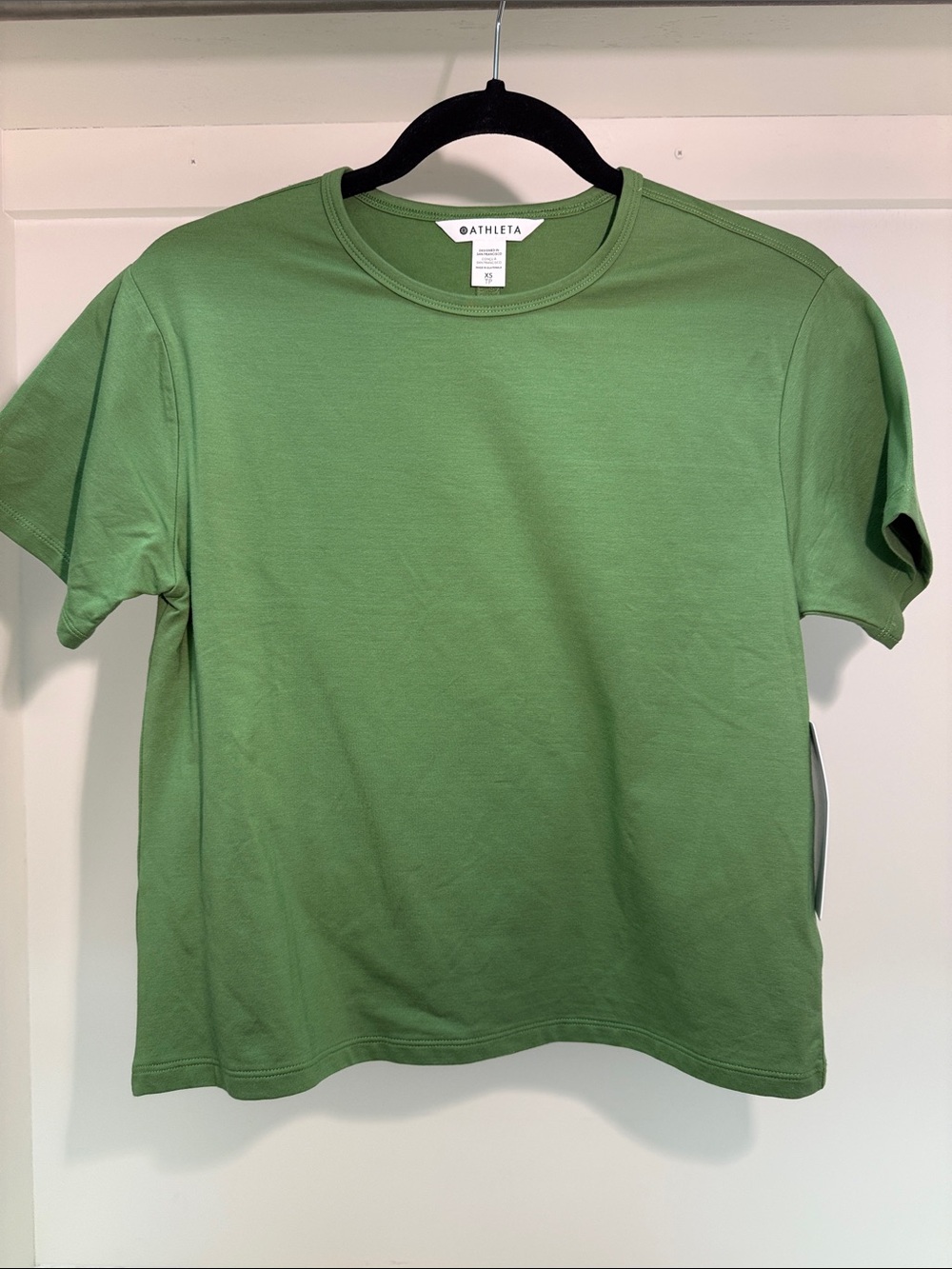BRAND NEW Athleta Essential Tee Size XS